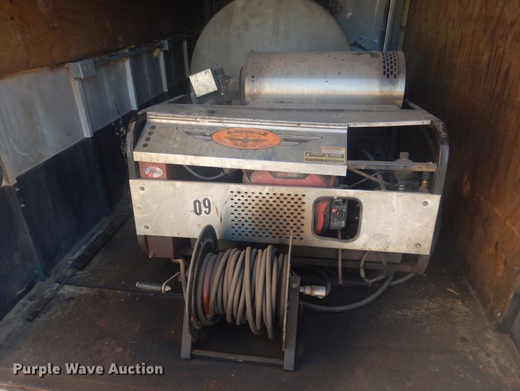 image for item DI3625 2010 CM enclosed cargo trailer with pressure washer