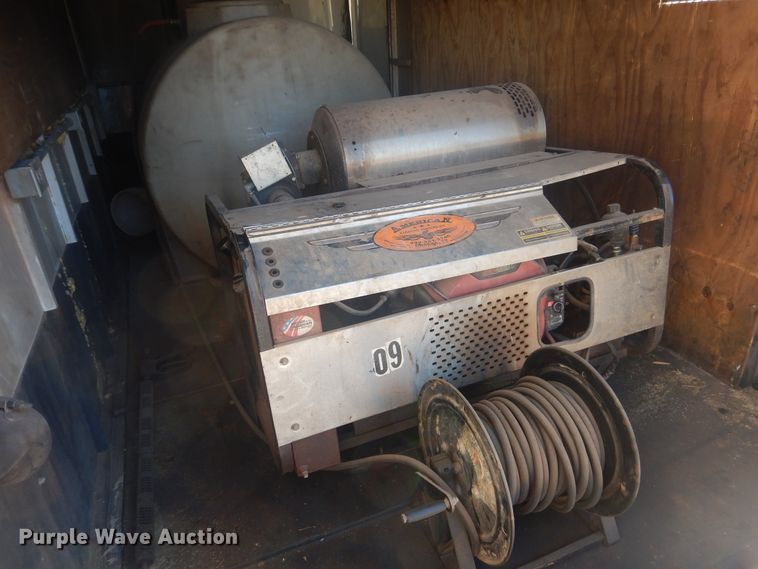 image for item DI3625 2010 CM enclosed cargo trailer with pressure washer