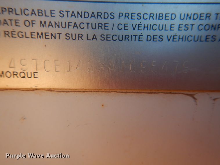 image for item DI3625 2010 CM enclosed cargo trailer with pressure washer