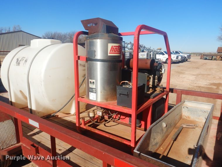 image for item DI3626 2013 Horse Creek utility trailer with pressure washer