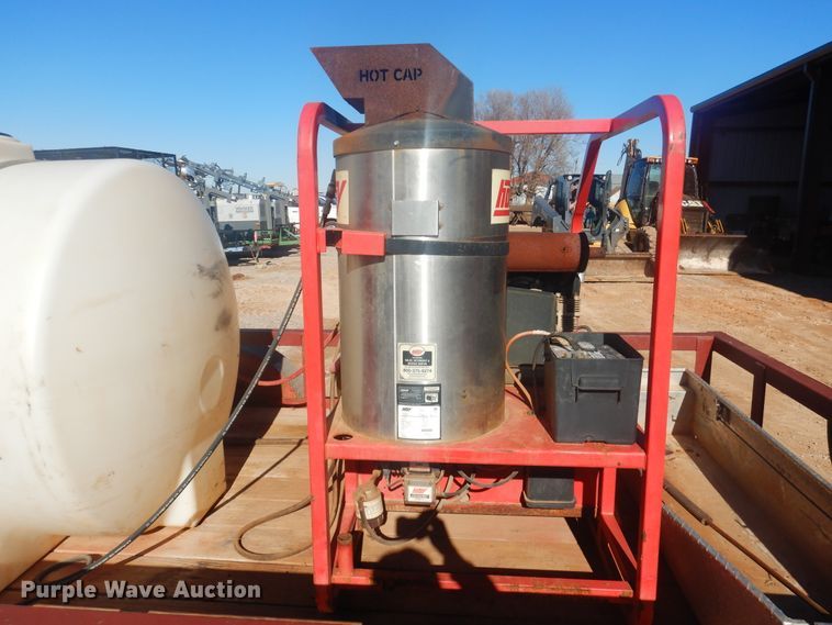 image for item DI3626 2013 Horse Creek utility trailer with pressure washer