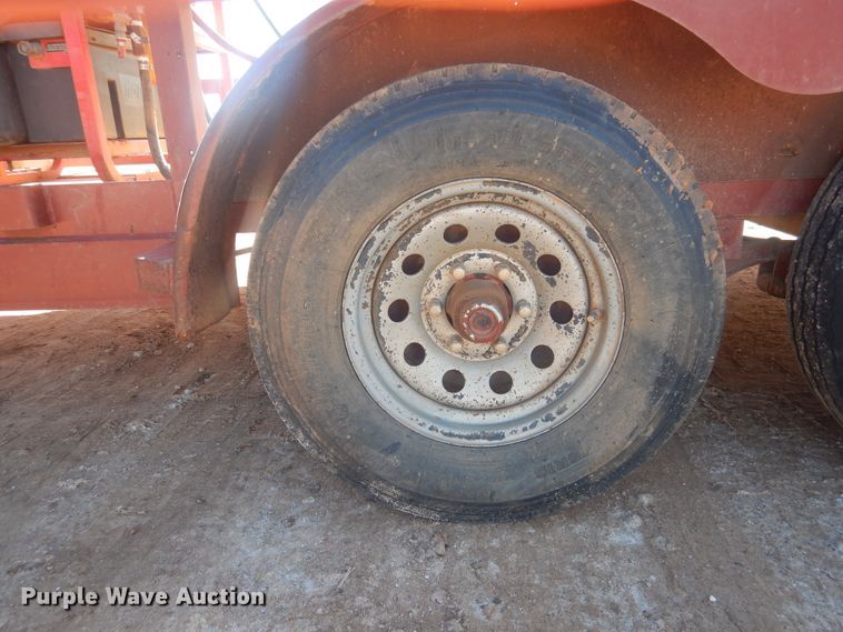 image for item DI3626 2013 Horse Creek utility trailer with pressure washer