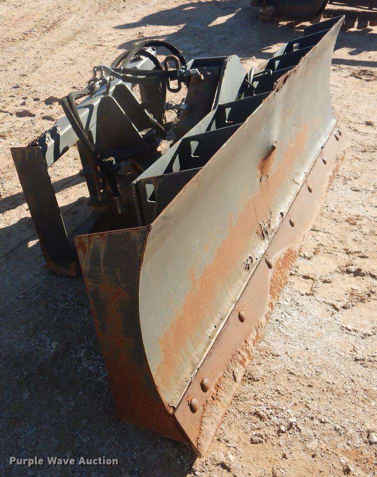 image for item DI3631 Skid steer dozer blade