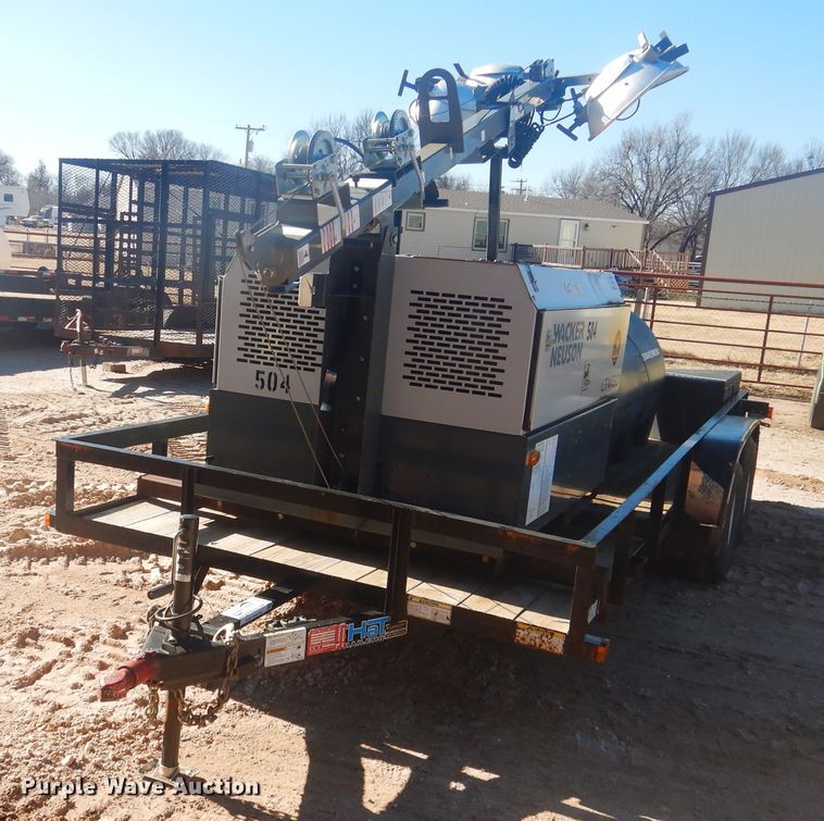 image for item DI3632 2014 Top Hat utility trailer with light plant