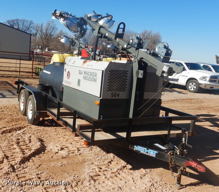 image for item DI3632 2014 Top Hat utility trailer with light plant