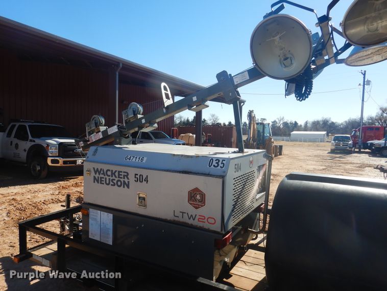 image for item DI3632 2014 Top Hat utility trailer with light plant