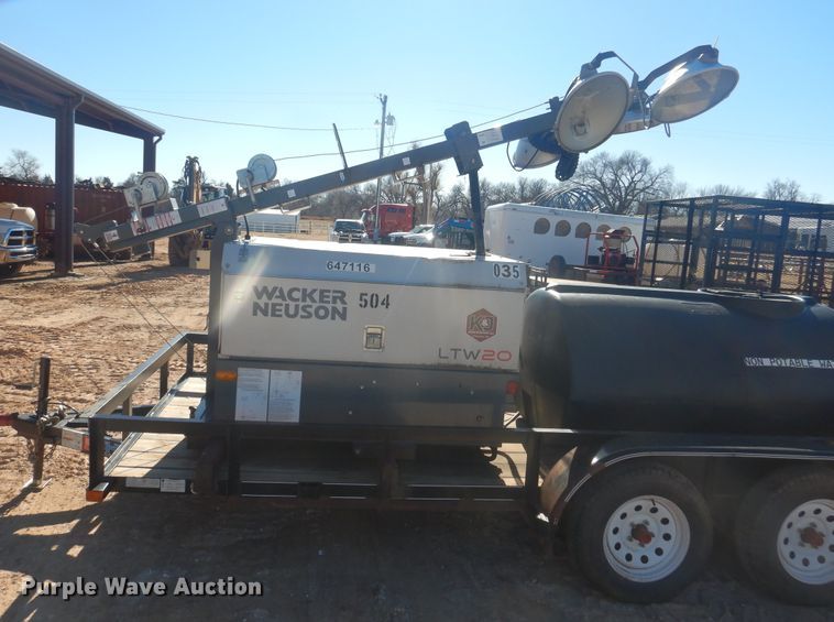 image for item DI3632 2014 Top Hat utility trailer with light plant