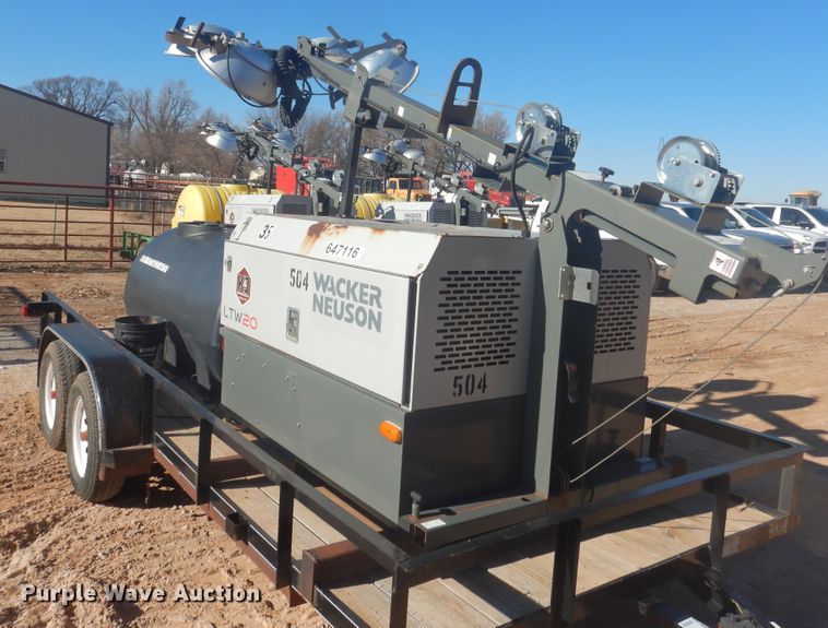 image for item DI3632 2014 Top Hat utility trailer with light plant