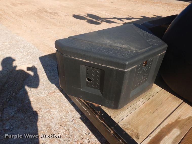 image for item DI3632 2014 Top Hat utility trailer with light plant