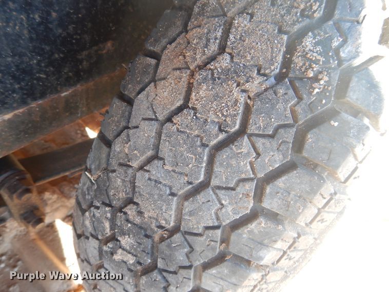 image for item DI3632 2014 Top Hat utility trailer with light plant