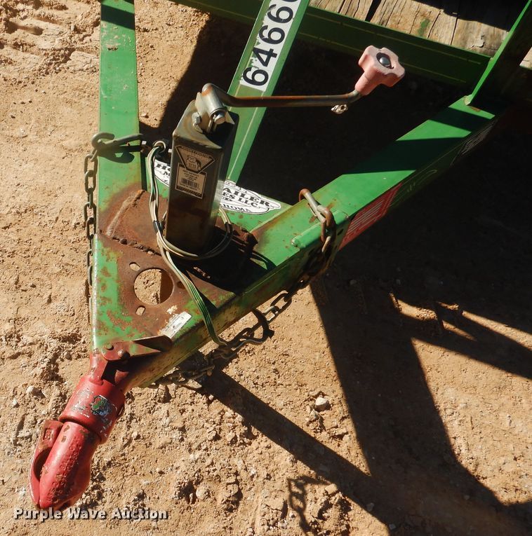 image for item DI3633 2013 Holt utility trailer with light plant