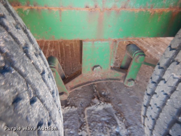 image for item DI3633 2013 Holt utility trailer with light plant