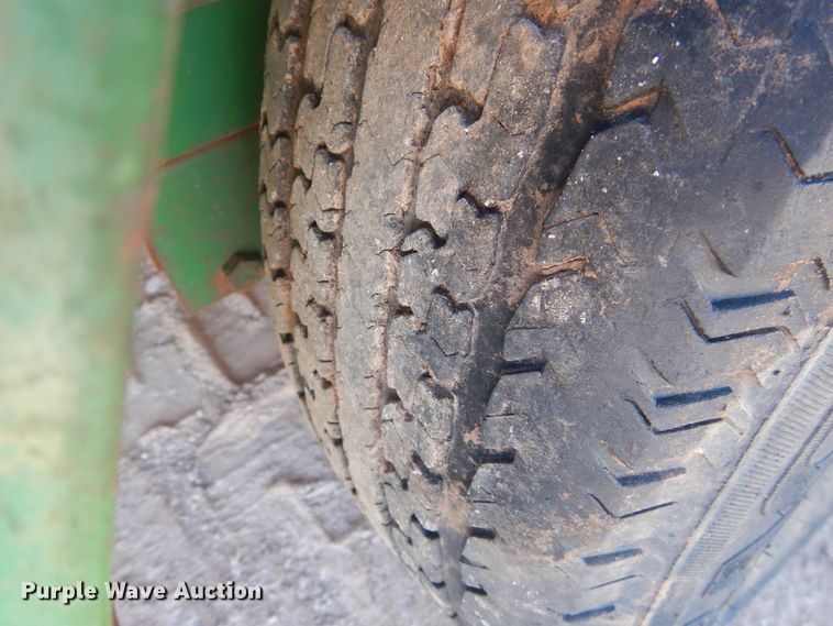 image for item DI3633 2013 Holt utility trailer with light plant