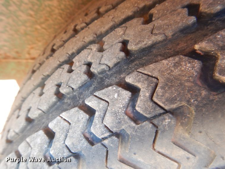 image for item DI3633 2013 Holt utility trailer with light plant