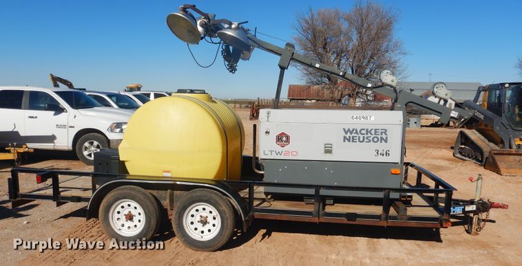 image for item DI3634 2013 Top Hat utility trailer with light plant