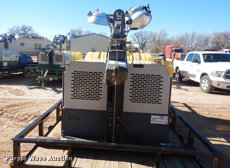 image for item DI3634 2013 Top Hat utility trailer with light plant