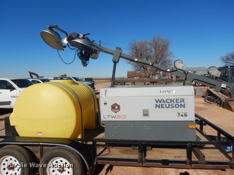 image for item DI3634 2013 Top Hat utility trailer with light plant