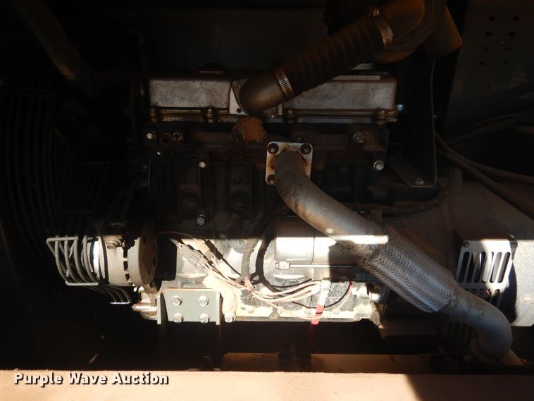 image for item DI3634 2013 Top Hat utility trailer with light plant