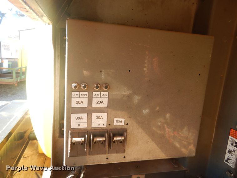 image for item DI3634 2013 Top Hat utility trailer with light plant