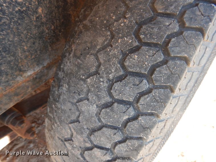 image for item DI3634 2013 Top Hat utility trailer with light plant