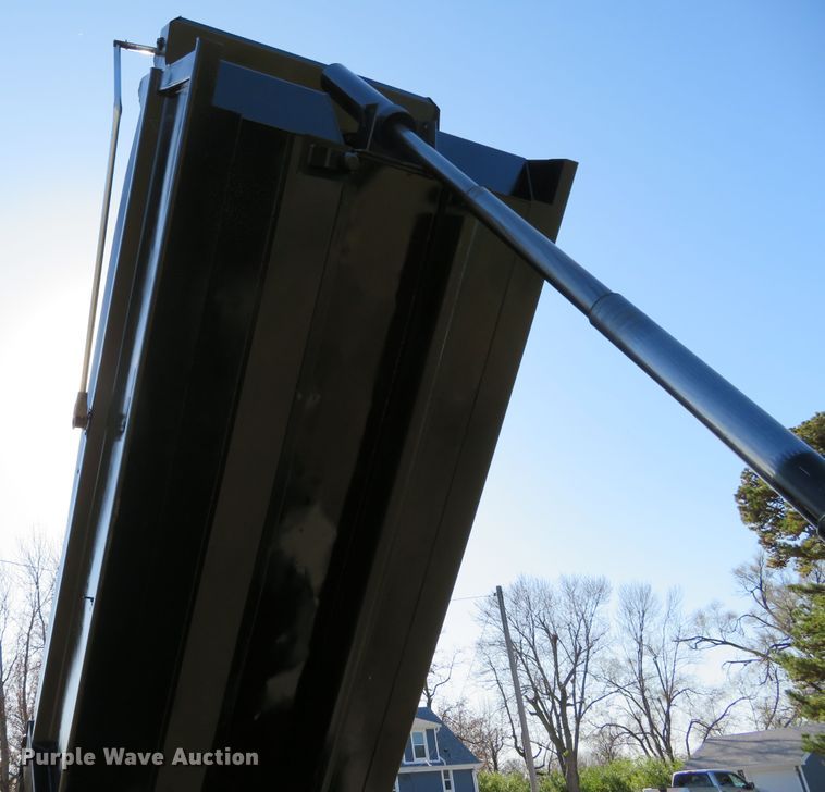 image for item DI3886 2006 Kenworth T800  dump truck