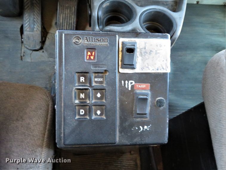 image for item DI3886 2006 Kenworth T800  dump truck