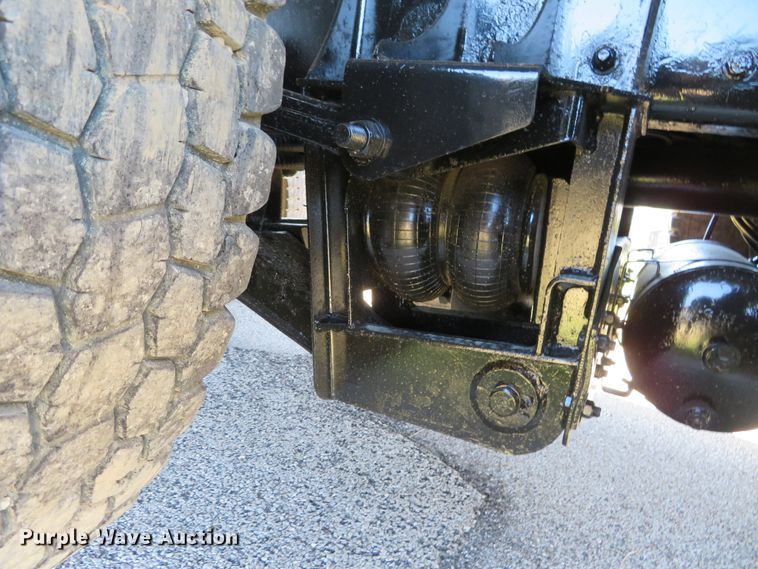 image for item DI3886 2006 Kenworth T800  dump truck