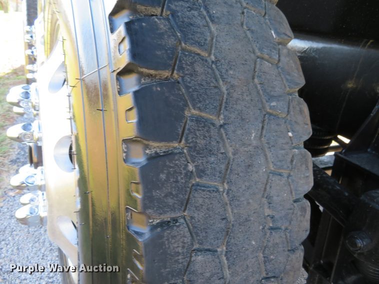 image for item DI3886 2006 Kenworth T800  dump truck