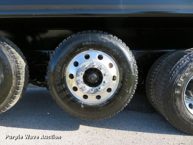 image for item DI3886 2006 Kenworth T800  dump truck