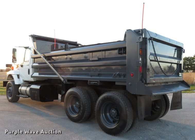 image for item DI3928 2011 International 7500  dump truck