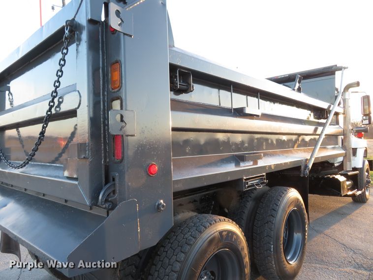 image for item DI3928 2011 International 7500  dump truck