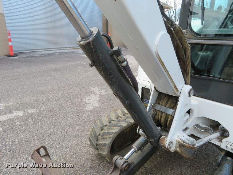 image for item DI3936 2004 Bobcat 430 ZHS  mini excavator
