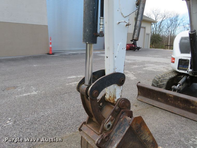 image for item DI3936 2004 Bobcat 430 ZHS  mini excavator