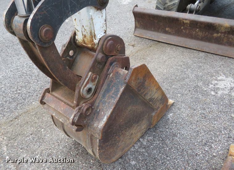 image for item DI3936 2004 Bobcat 430 ZHS  mini excavator