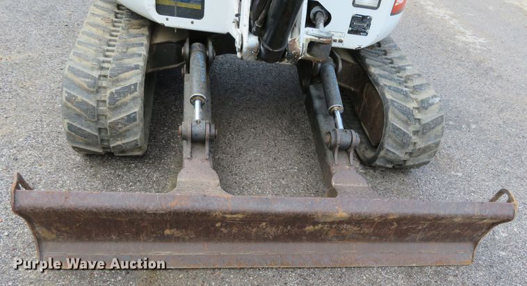 image for item DI3936 2004 Bobcat 430 ZHS  mini excavator
