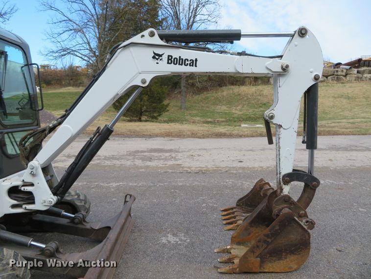 image for item DI3936 2004 Bobcat 430 ZHS  mini excavator