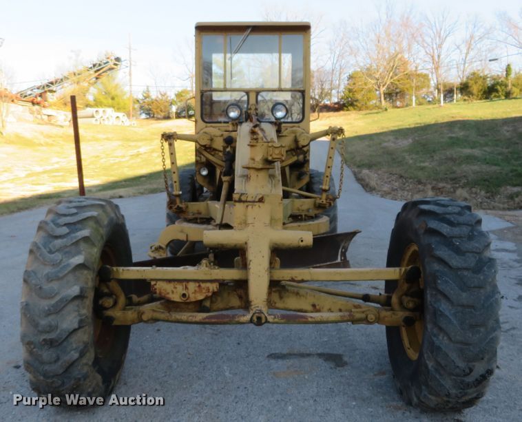 image for item DI3937 Caterpillar 12  rigid frame motor grader