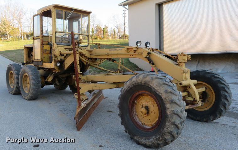 image for item DI3937 Caterpillar 12  rigid frame motor grader