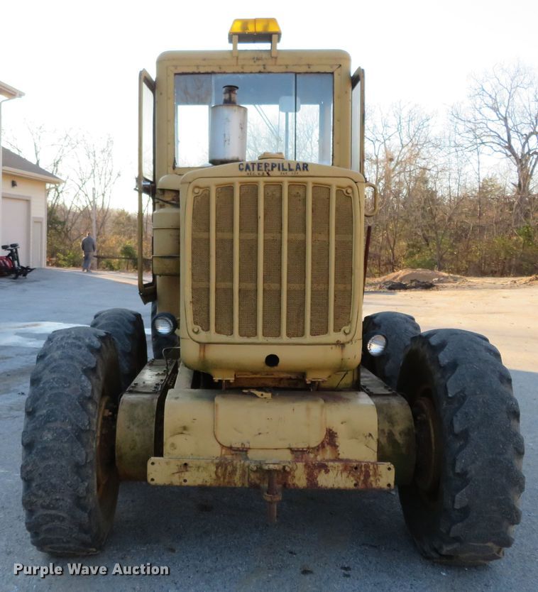 image for item DI3937 Caterpillar 12  rigid frame motor grader
