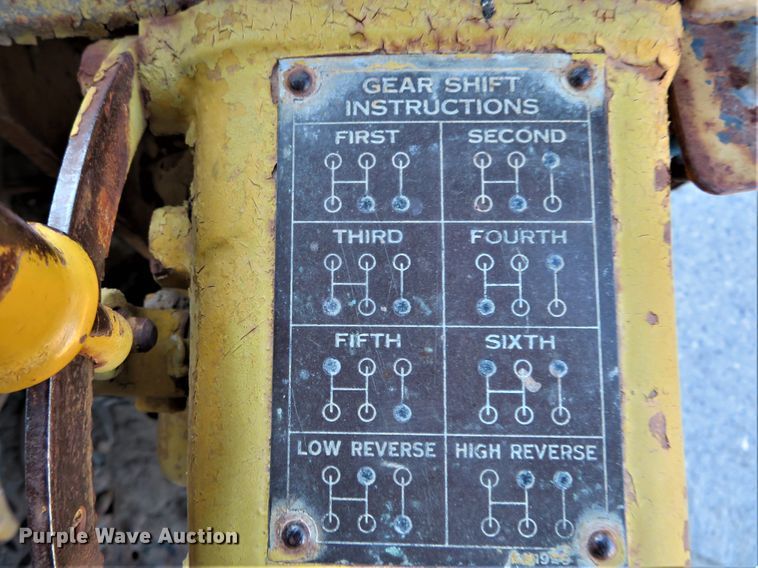 image for item DI3937 Caterpillar 12  rigid frame motor grader
