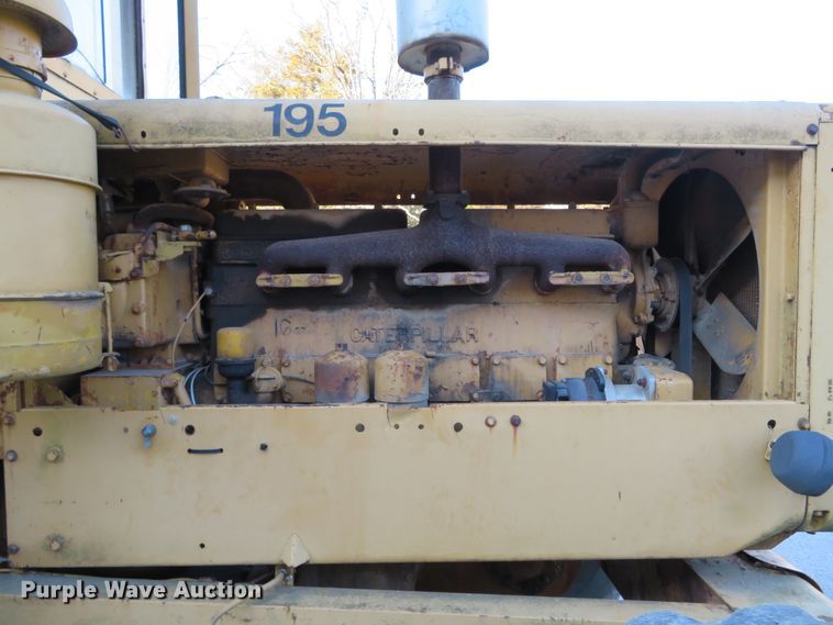 image for item DI3937 Caterpillar 12  rigid frame motor grader