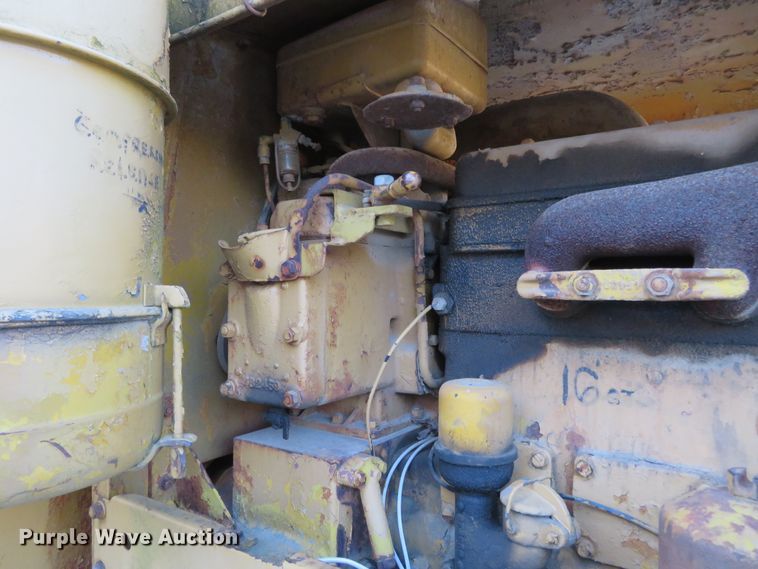 image for item DI3937 Caterpillar 12  rigid frame motor grader