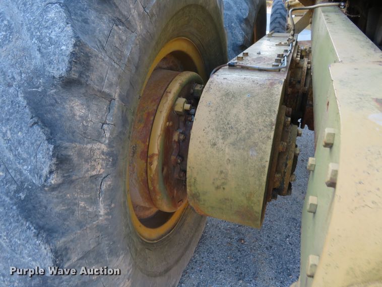 image for item DI3937 Caterpillar 12  rigid frame motor grader