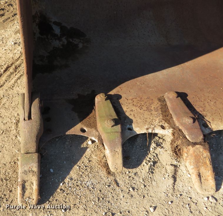 image for item DI3938 Balderson 99"W loader bucket