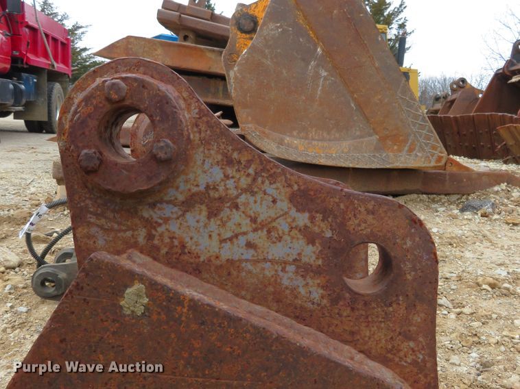 image for item DI3947 Werk-Brau 12"W excavator bucket