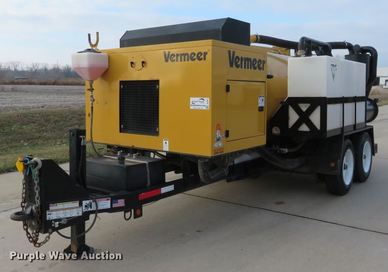 image for item DI3952 2012 Vermeer V800LEHD vacuum excavator