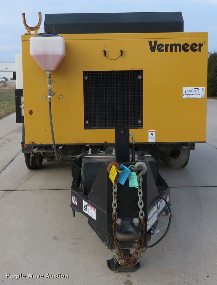 image for item DI3952 2012 Vermeer V800LEHD vacuum excavator