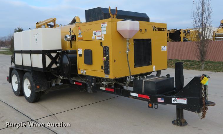 image for item DI3952 2012 Vermeer V800LEHD vacuum excavator