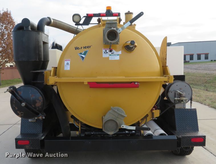 image for item DI3952 2012 Vermeer V800LEHD vacuum excavator