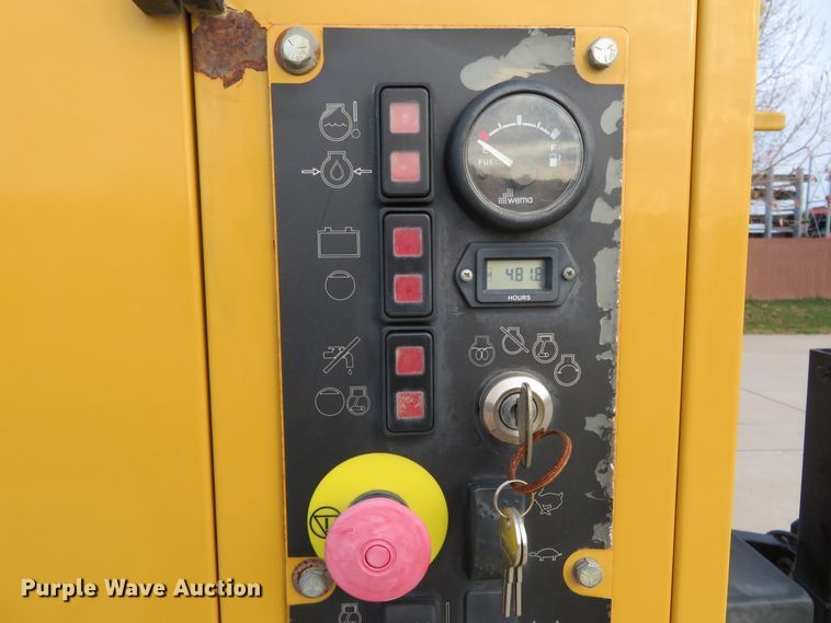 image for item DI3952 2012 Vermeer V800LEHD vacuum excavator